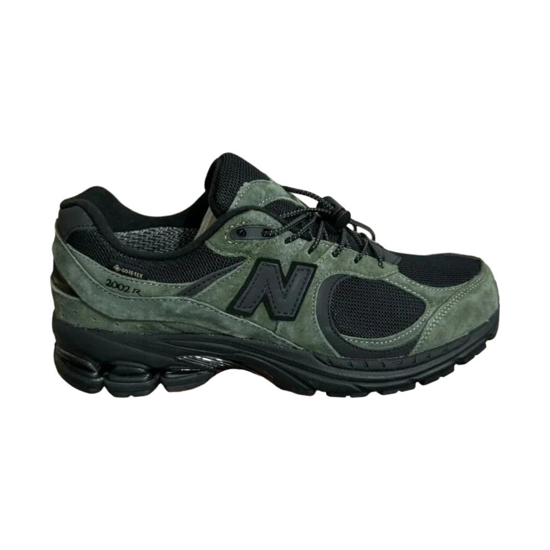 New Balance 2002R