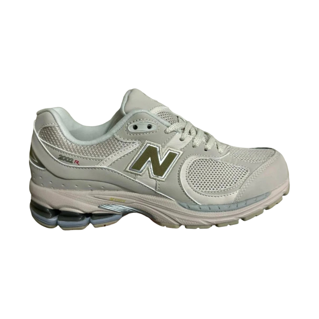 New Balance 2002R